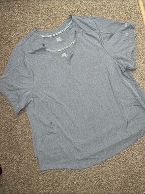 Climate Right by Cuddl Duds Scrub Tops Woman Size 3X